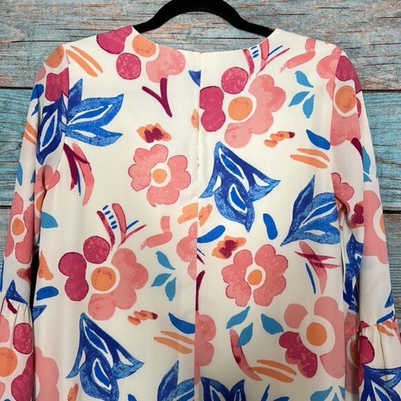 Everly Womens Floral Shift Dress Colorful Size S Bell Sleeve V Neck - Picture 7 of 13